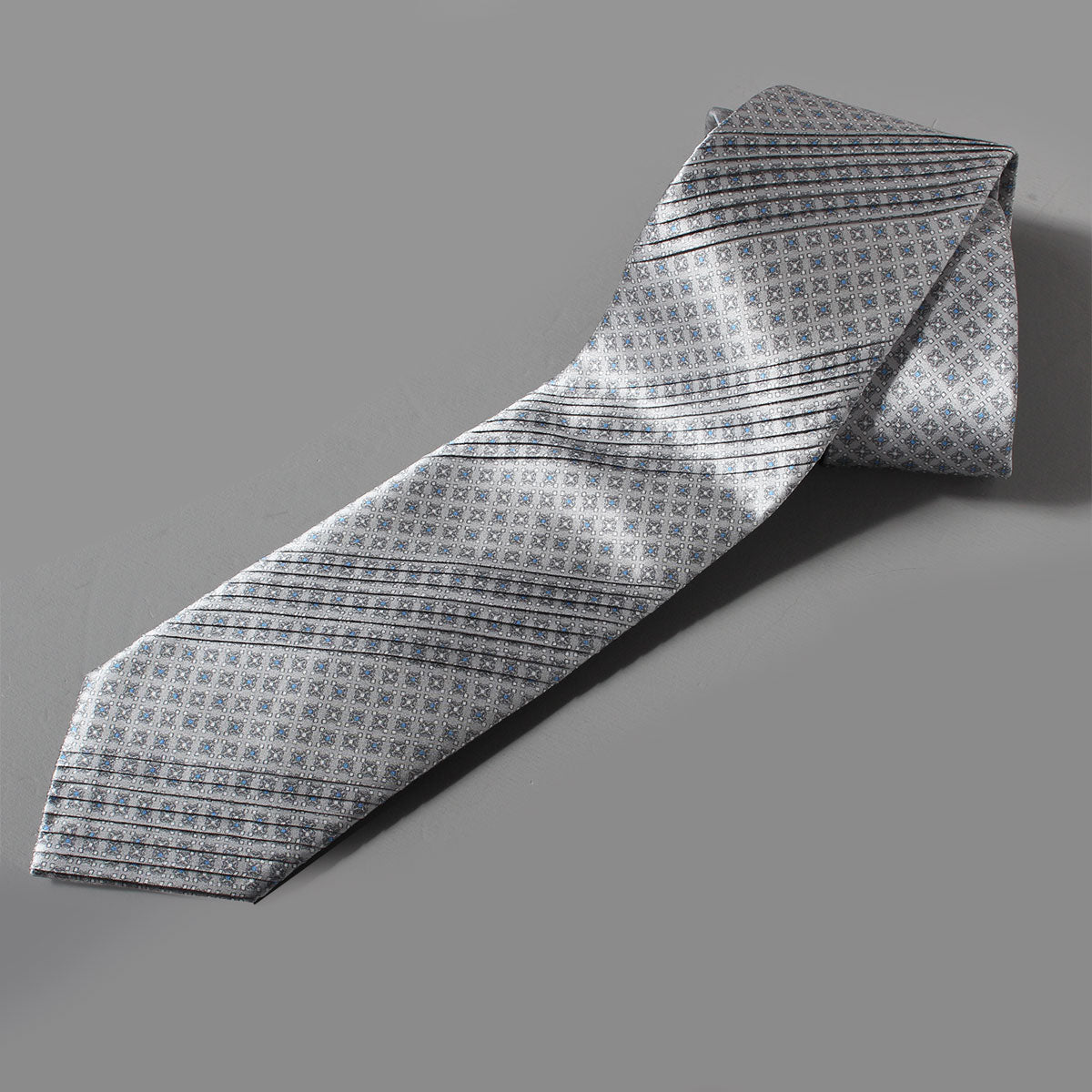 Silvio Fiorello/シルヴィオ・フィオレッロ】プリーツシルクネクタイ