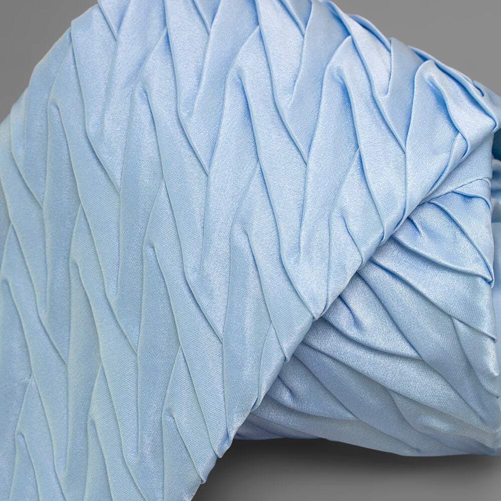 ステファノリッチ製、無地調ライトブルーのプリーツネクタイ｜Solid light blue pleated tie by Stefano Ricci