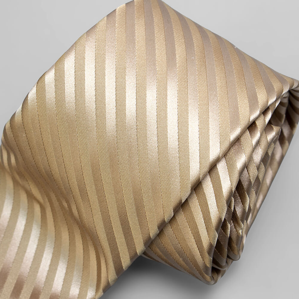 ステファノリッチのシルクジャカードネクタイ、ベージュのストライプ柄｜Stefano Ricci silk jacquard necktie in beige stripe pattern