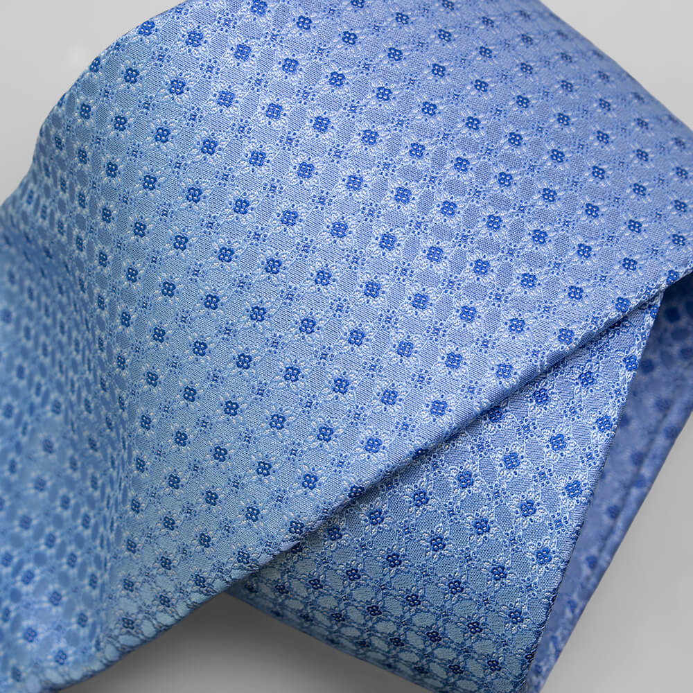 ステファノリッチのシルクジャカードネクタイ、ライトブルーに小花文様のデザイン｜Stefano Ricci silk jacquard necktie in light blue with small floral motif