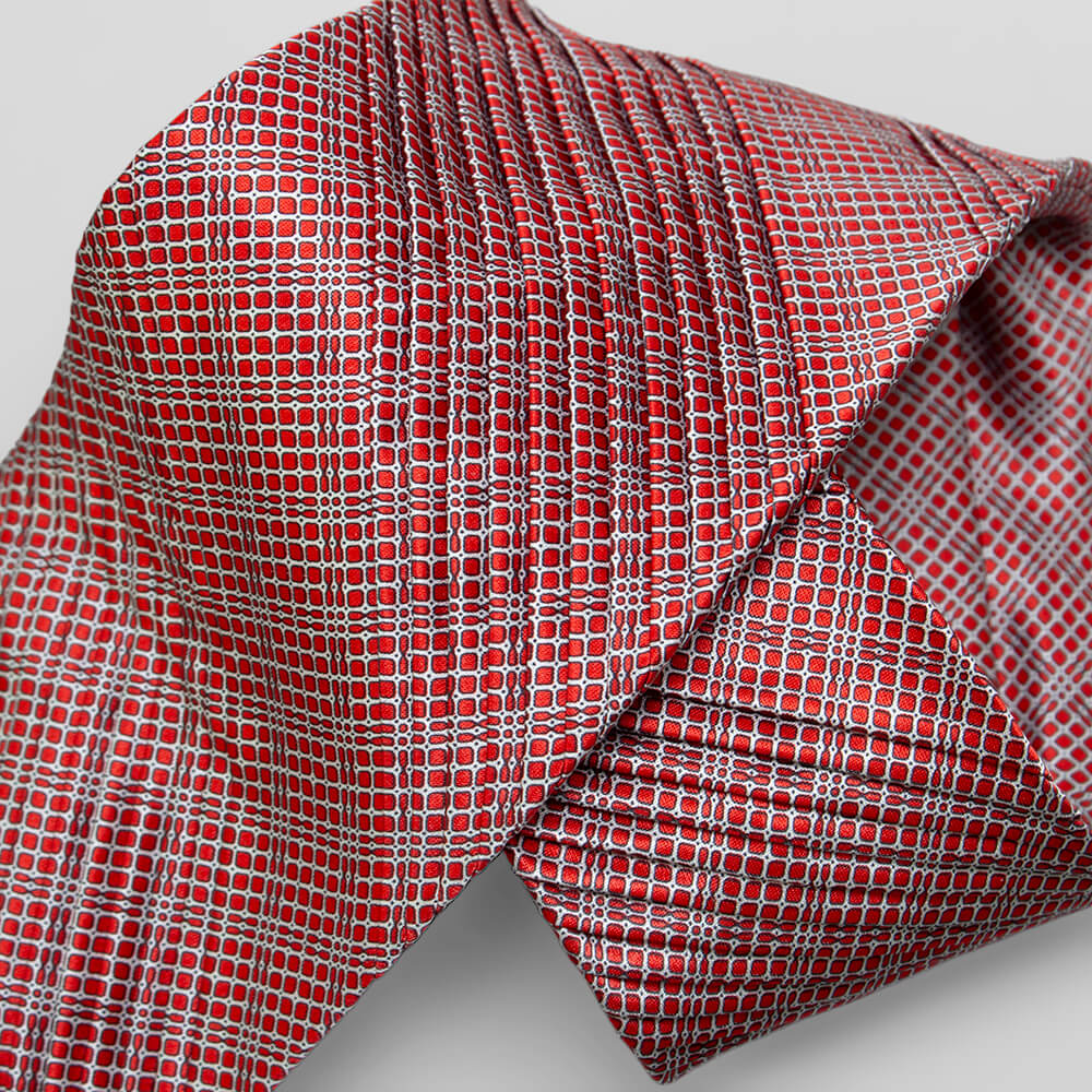 ステファノリッチのシルクプリーツネクタイ、赤とシルバーのチェック柄｜Stefano Ricci silk pleated necktie in red and silver check pattern
