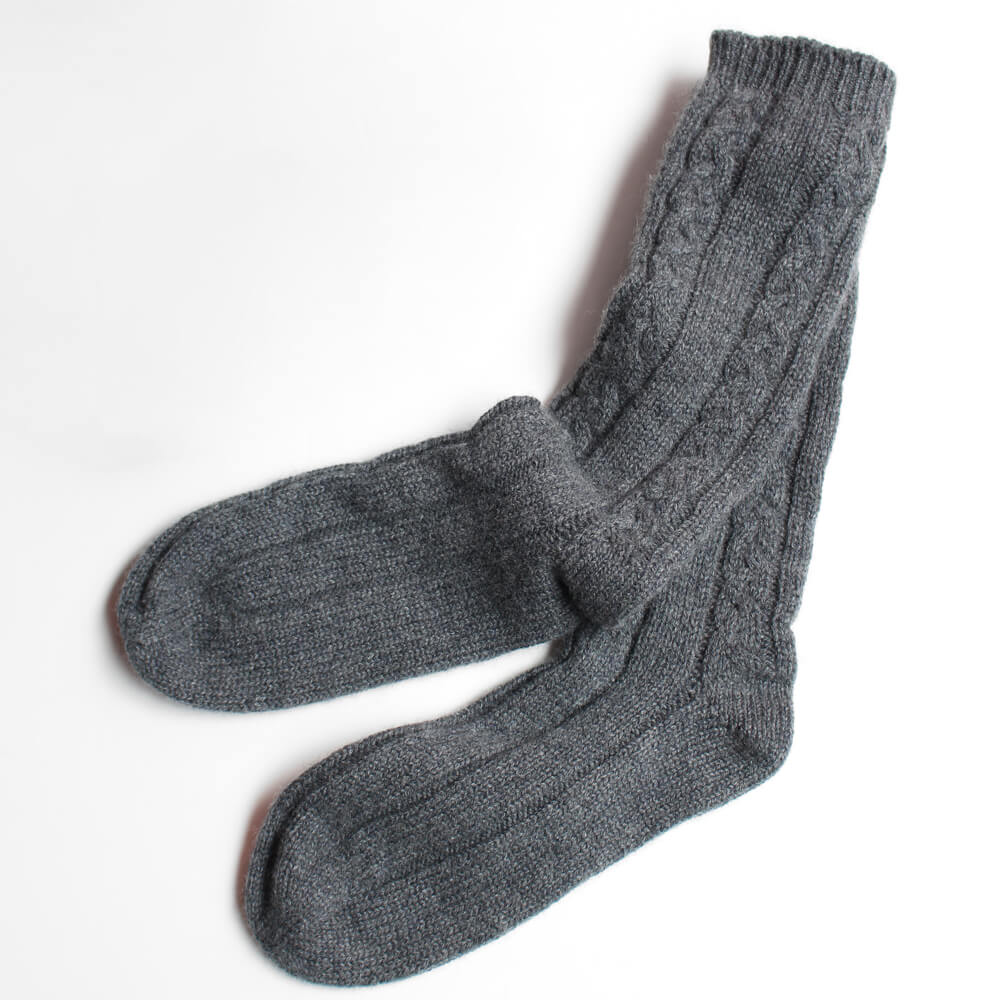 CHANEL カシミヤニットソックス グレー レディース 向け ガンメタルグレー カシミヤニット ソックス
